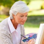 3 técnicas de arte terapia para adultos mayores